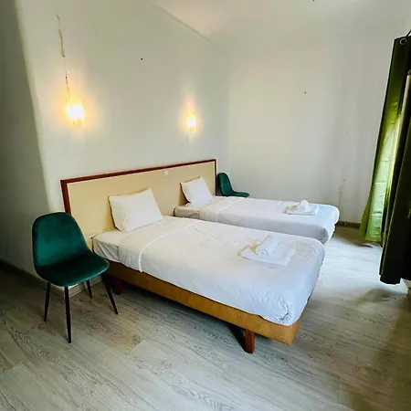 Residencial Pimenta ,portimao,algarve Портиман